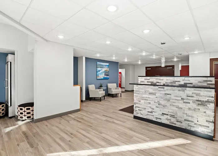 Hometowne Studios By Red Roof East Lansing - Okemos